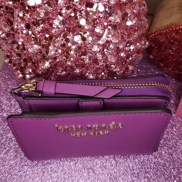 ๐HP๐Kate Spade ๐NWT๐ Small L-Zip Bifold Wallet in Purple!๐๐๐ - Picture 3 of 10